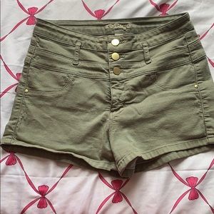 Green high waisted shorts